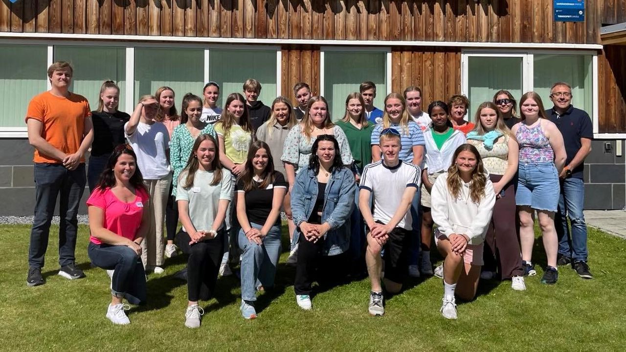 Bilde av elevmentorane på Stryn vgs skuleåret 2022/2023 